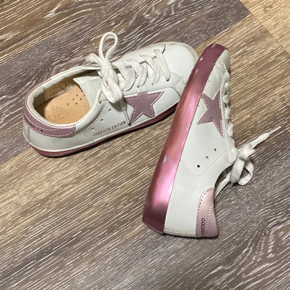 Golden Goose LTD Edition Superstar Kids size 29 (11-12) like new